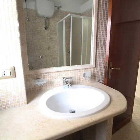 Lido Via Volta Apartment *